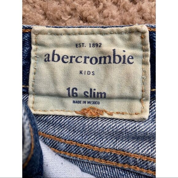 COPY - Abercrombie | Youth Slim Straight Distressed Jeans, Size 16 - Picture 8 of 11